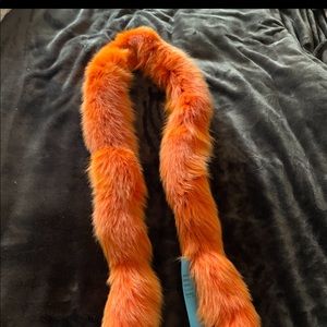 Fox fur scarf
